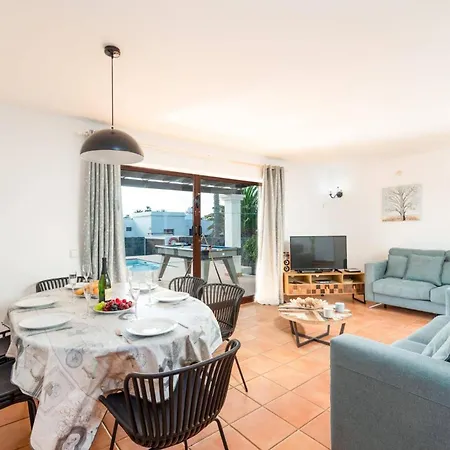 Dorada By ヴィラ *