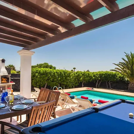 ヴィラ Dorada By *